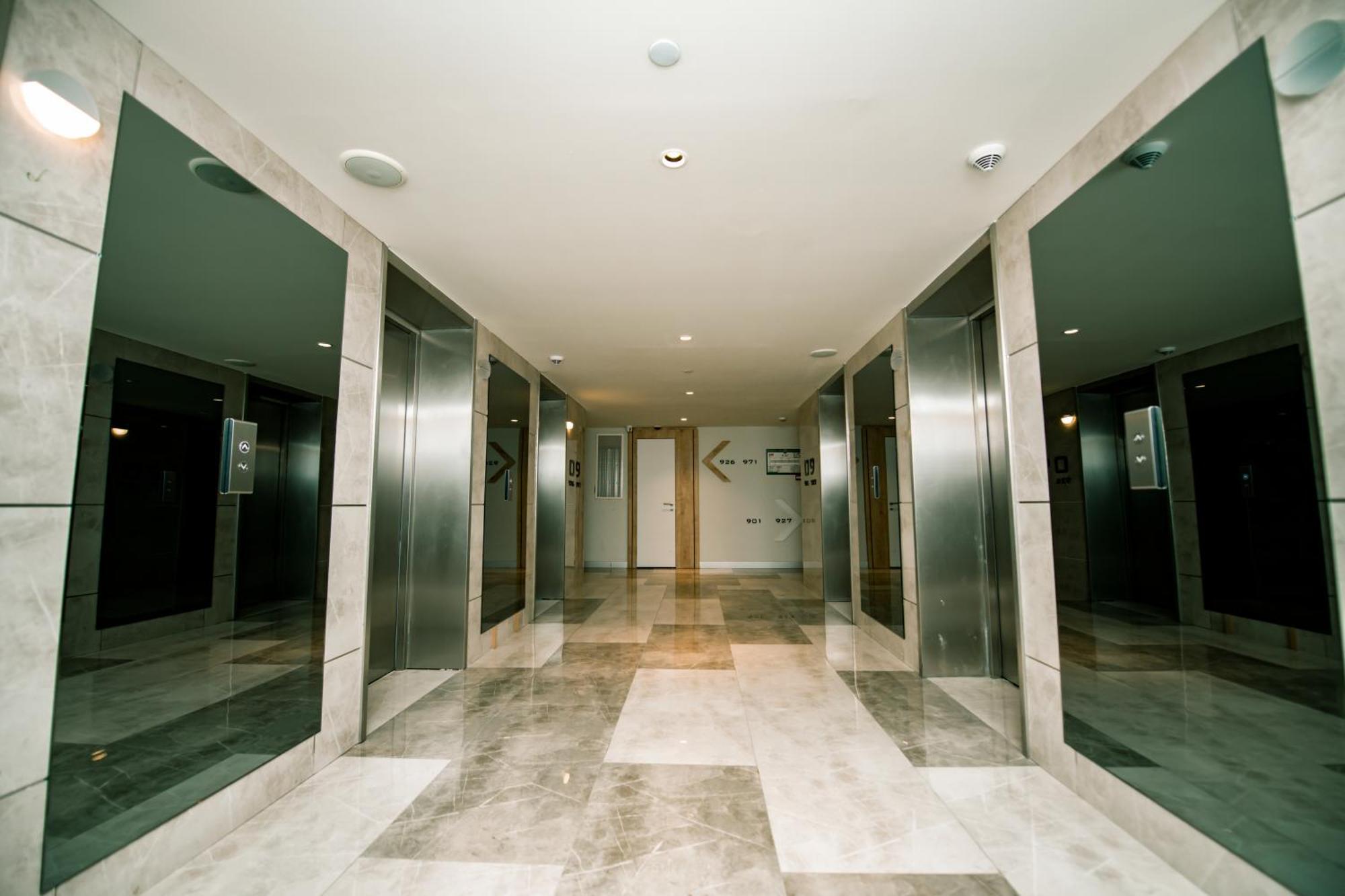 Orbi City Premium Apartments バトゥーミ エクステリア 写真